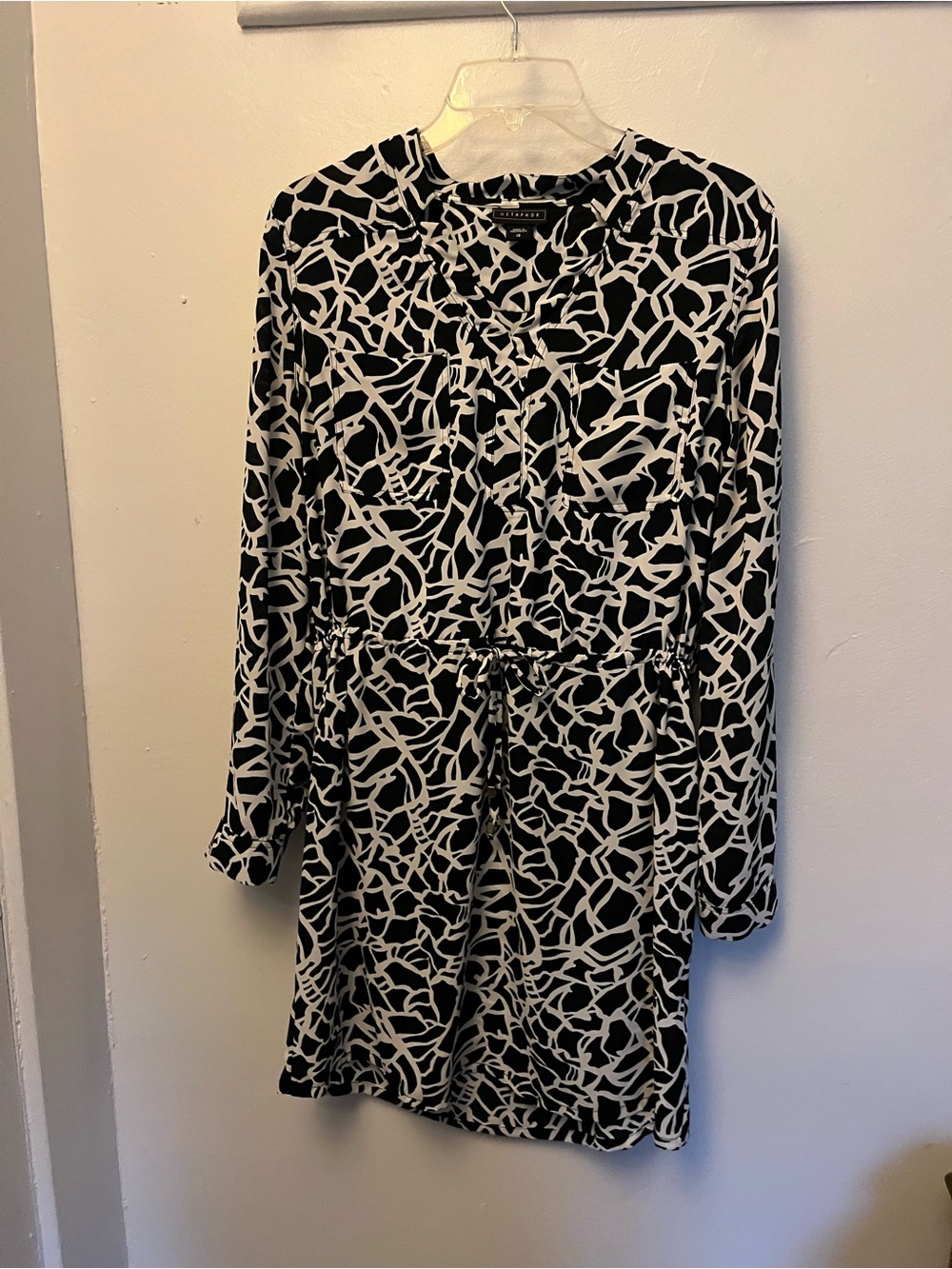 Metaphor Black and White Long-Sleeve Abstract Tie-Waist Dress